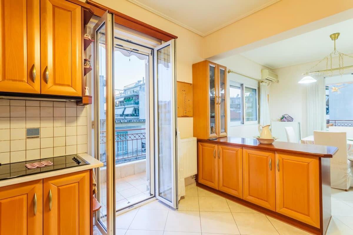 Spacious Urban Haven-Family Home, Perfect Location Каламата Экстерьер фото