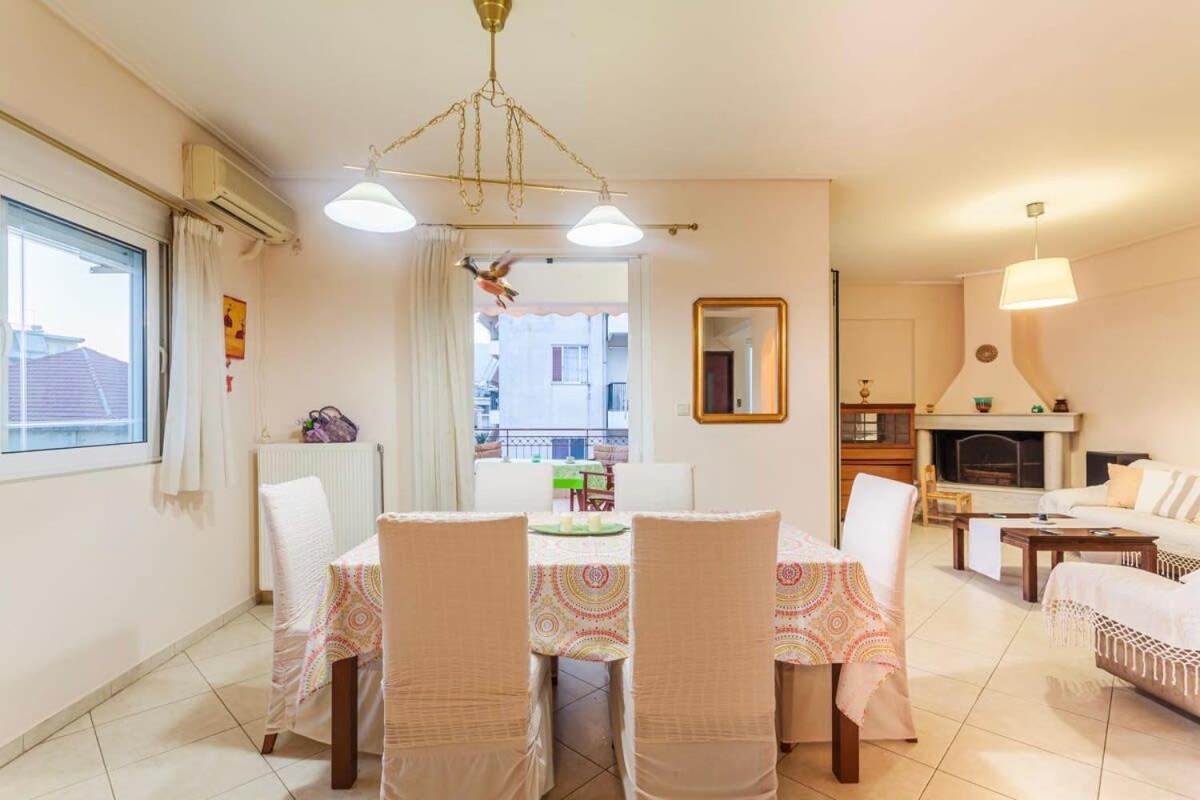 Spacious Urban Haven-Family Home, Perfect Location Каламата Экстерьер фото